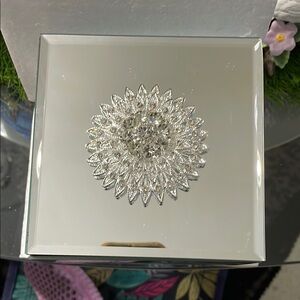 Silver Jewelry Organizer with Minimalist Design